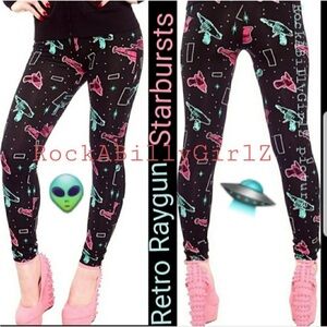 Sourpuss Retro Atomic Ray Gun Leggings Pink & Blue Rayguns Starbursts Pattern